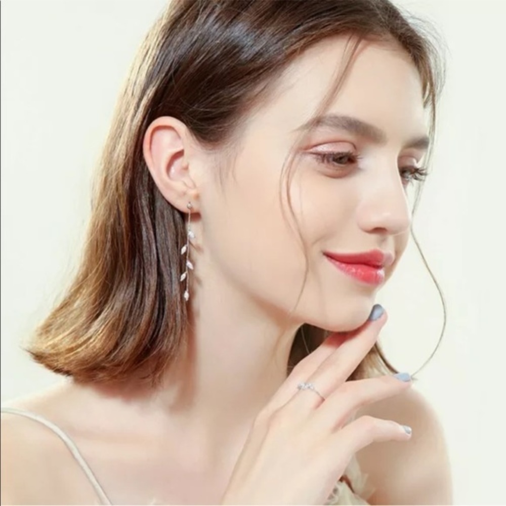 New Silver Long Tassel Leaf Earrings Ear Drop Dangle Chain Women Jewelry Gifts - Picture 3 of 3